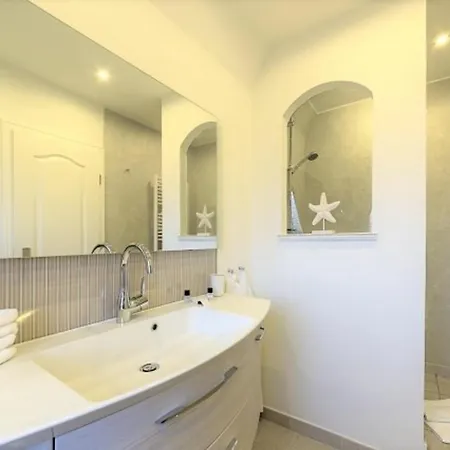 Апартаменты Strandgut Og