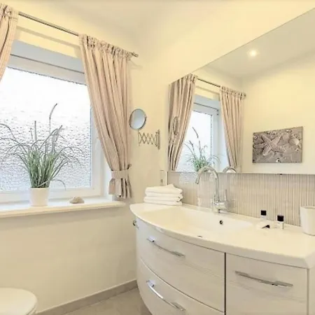 Апартаменты Strandgut Og *