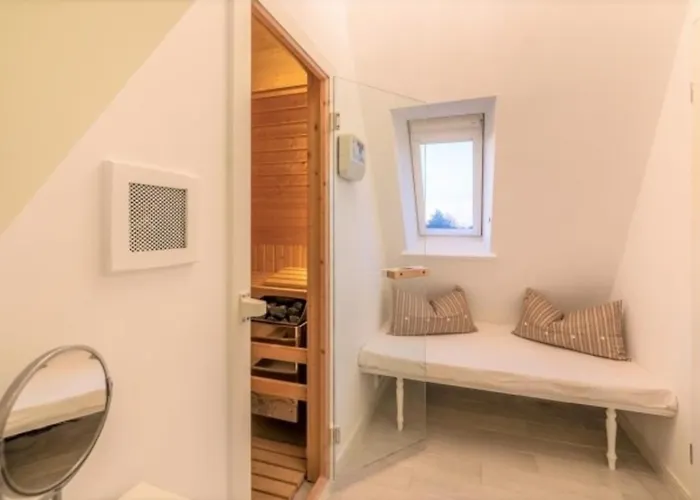 Strandgut Og Morsum (Sylt)